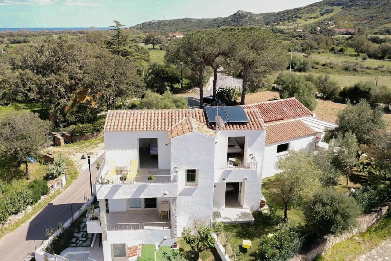 B&B Limone San Teodoro  Extérieur photo