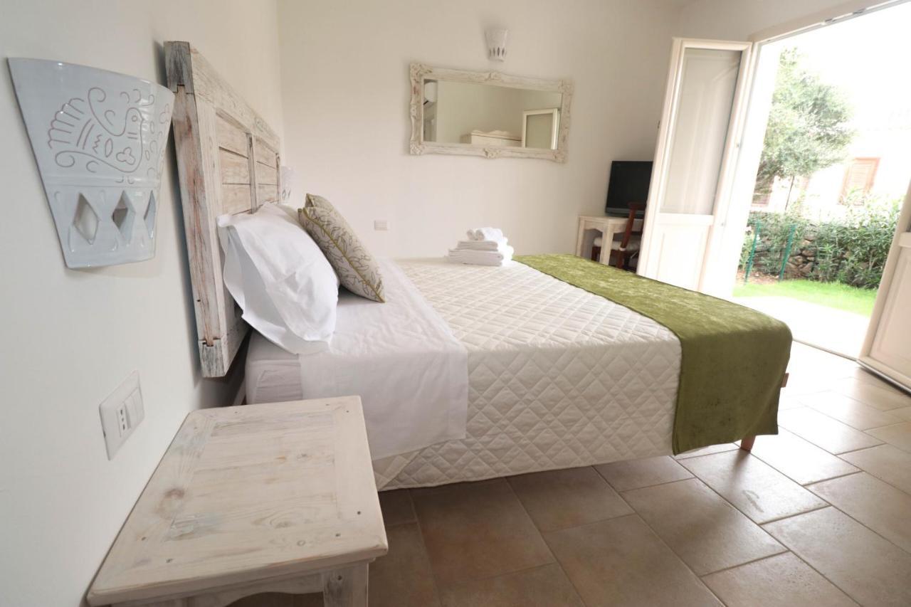 B&B Limone San Teodoro  Extérieur photo
