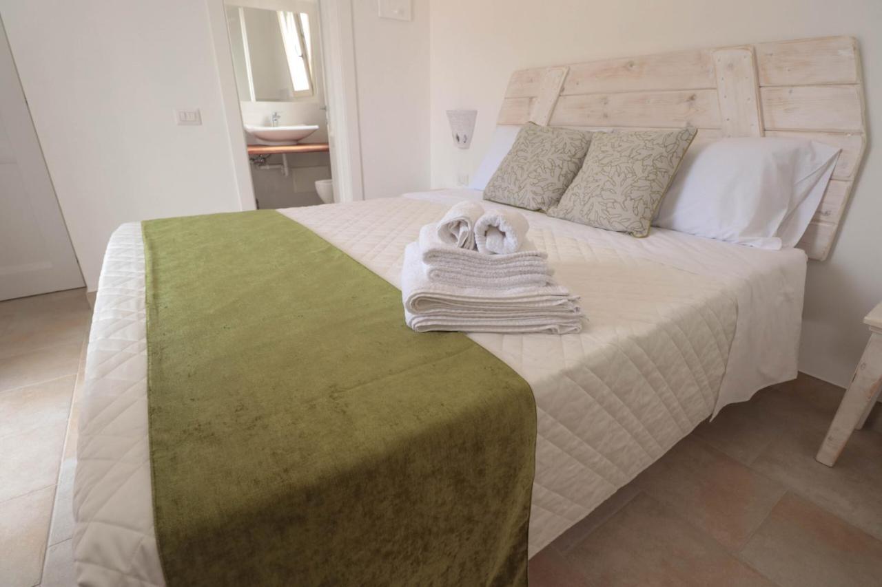 B&B Limone San Teodoro  Extérieur photo